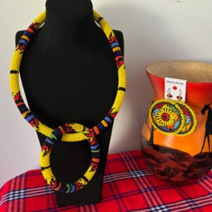 Parure Artisanale Massaï - Collier et Boucles d'Oreilles Jaune Solaire